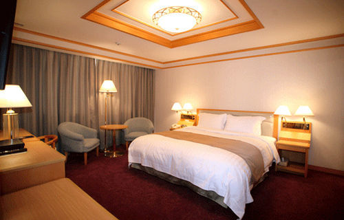 Hotel Dongbang Чинджу Экстерьер фото